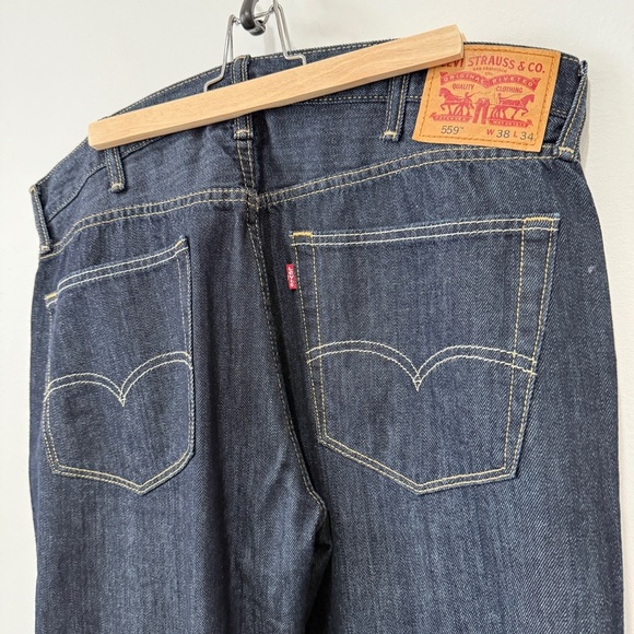Levi's Men's 559 Deep Indigo Relaxed Straight Fit Jeans W38 - Picture 5 of 17